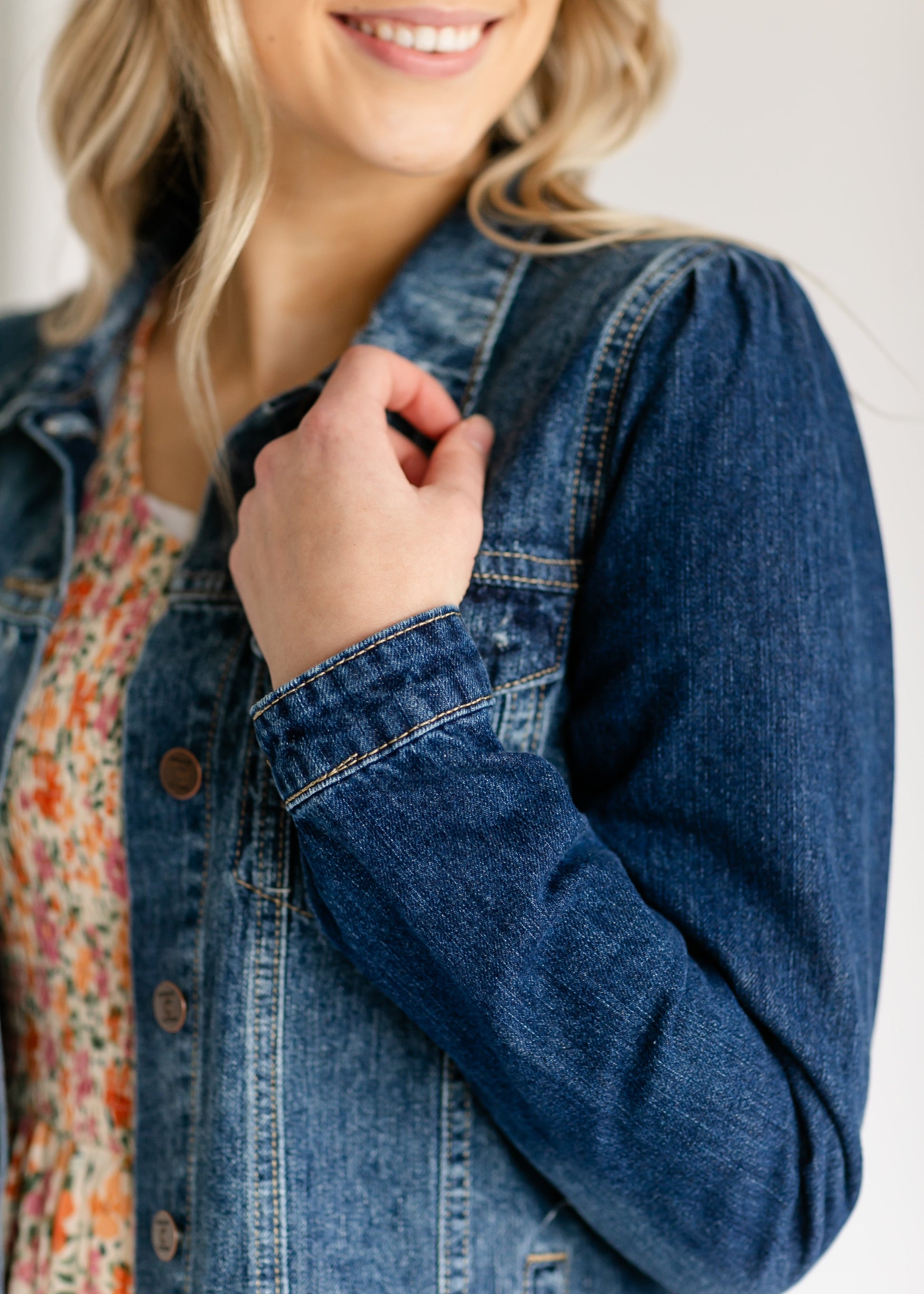 Ariel Denim Jacket IC Tops