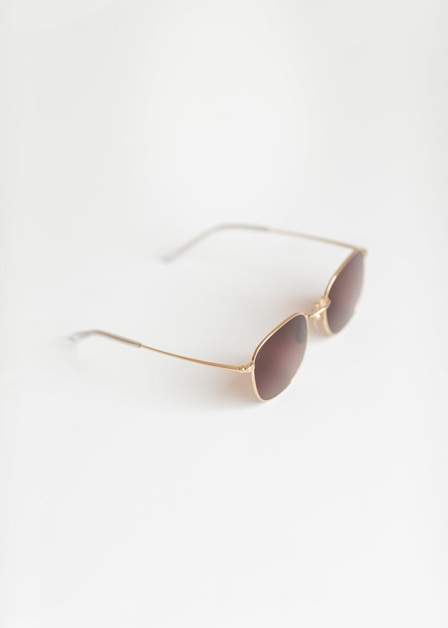 Axel Brushed Gold Gradient Sunglasses Accessories