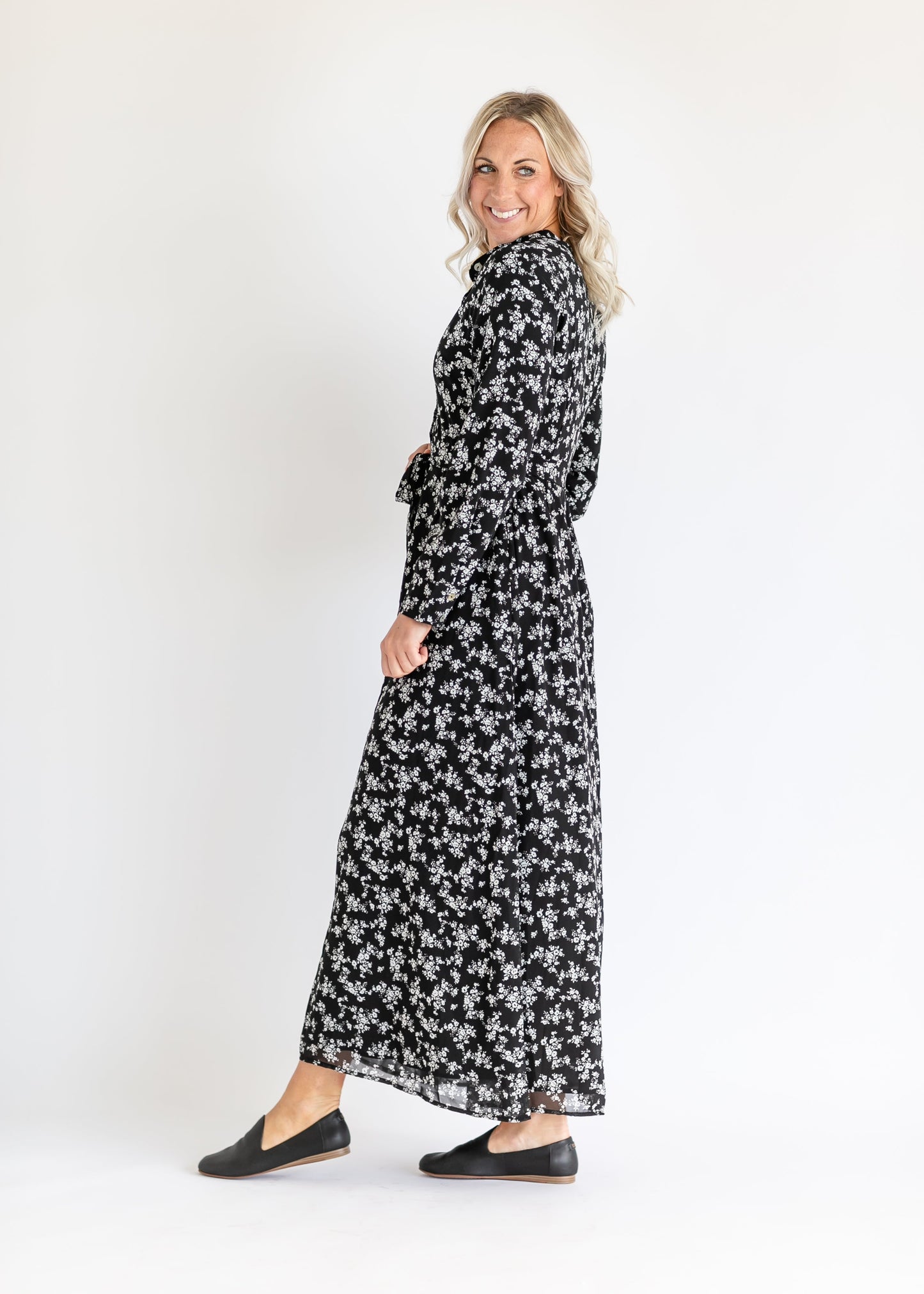 Gracelyn Button Up Maxi Dress IC Dresses