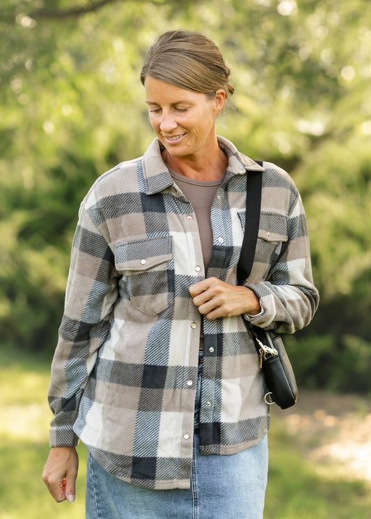 Hiker Two Tone Fleece Plaid Jacket FF Tops