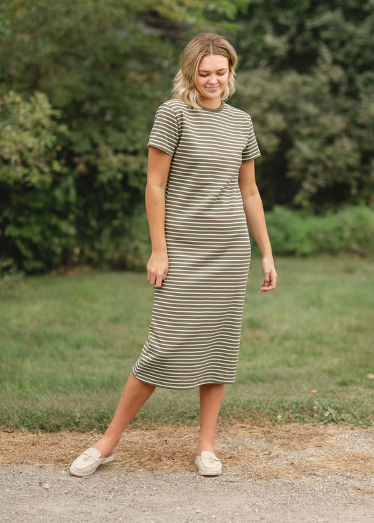 Knit Short Sleeve Striped Maxi Dress FF Dresses