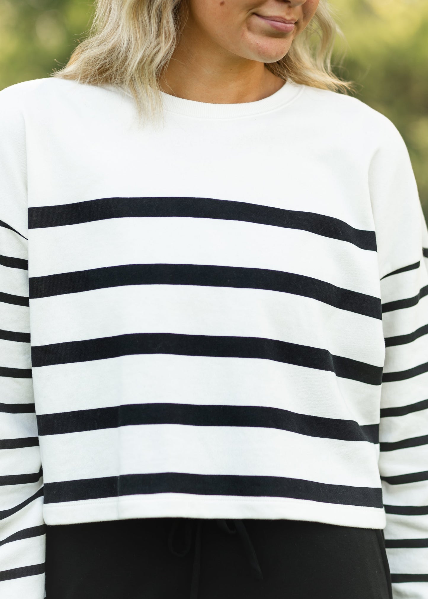 Line Up Stripe Crewneck Sweatshirt FF Tops