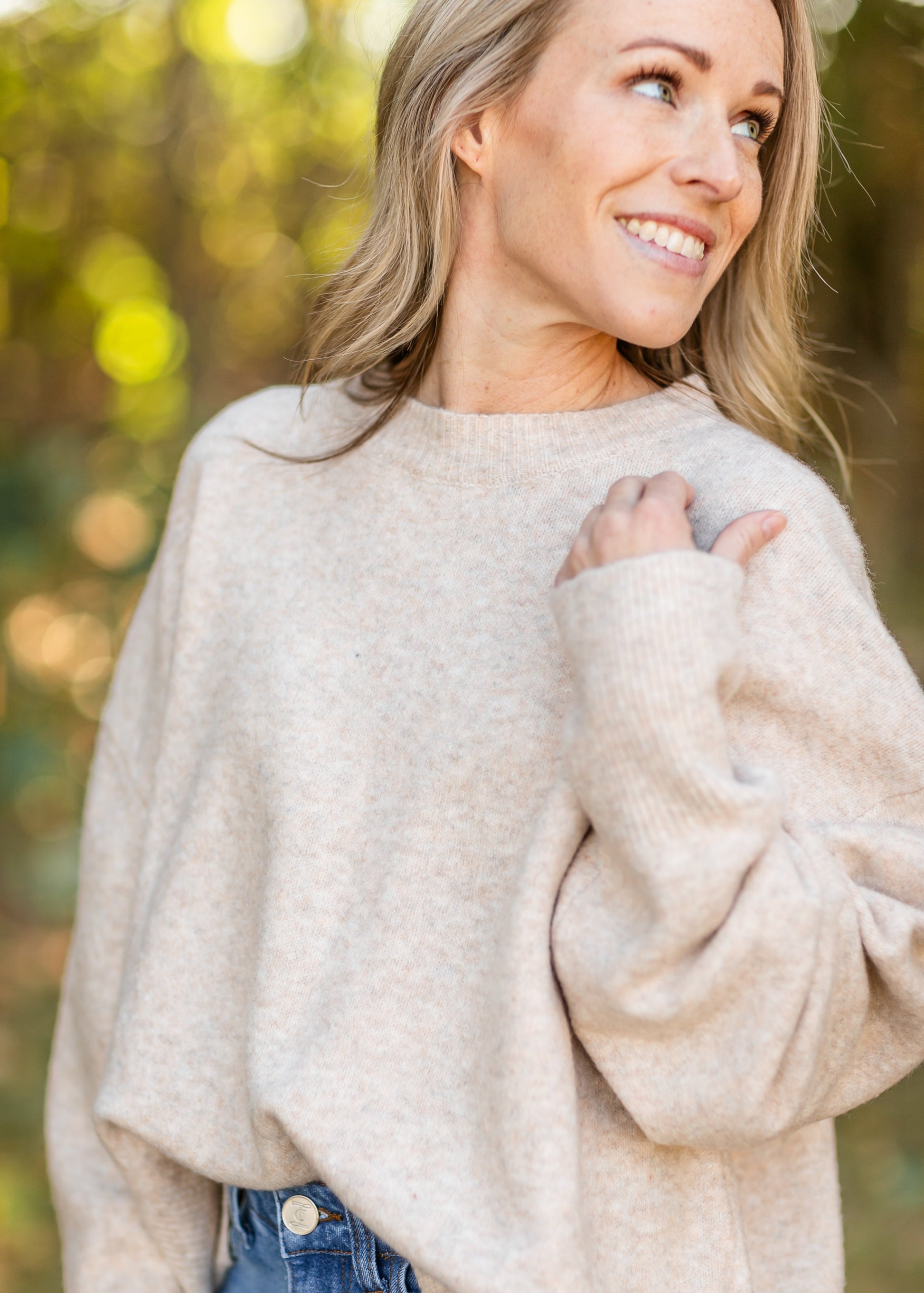 Monica Crewneck Heather Oat Sweater FF Tops