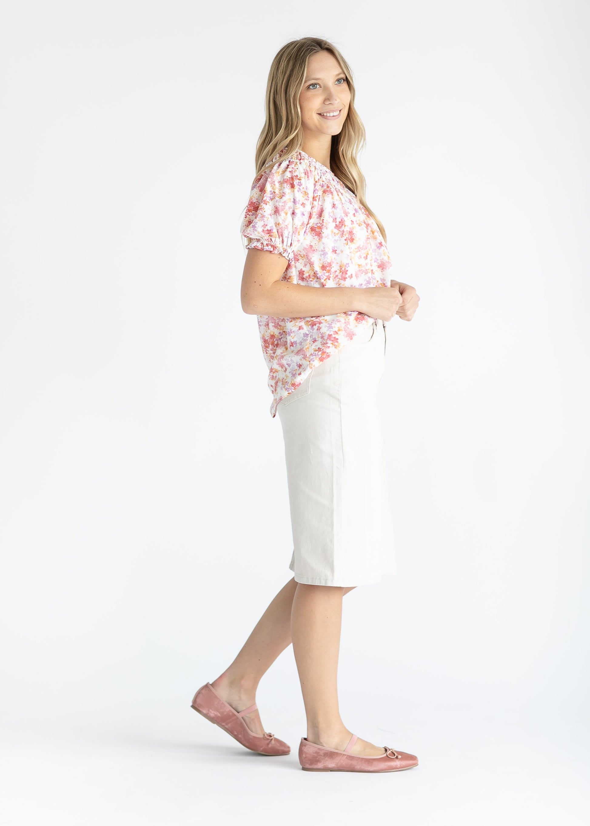 Multi-Floral Boat Neck Short Sleeve Top FF Tops