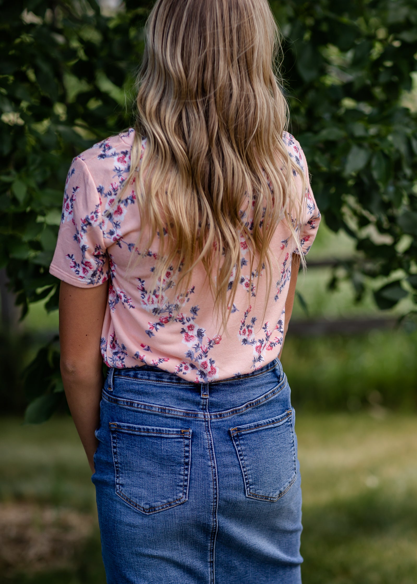 Peach Classic V-Neck Floral Tee - FINAL SALE FF Tops