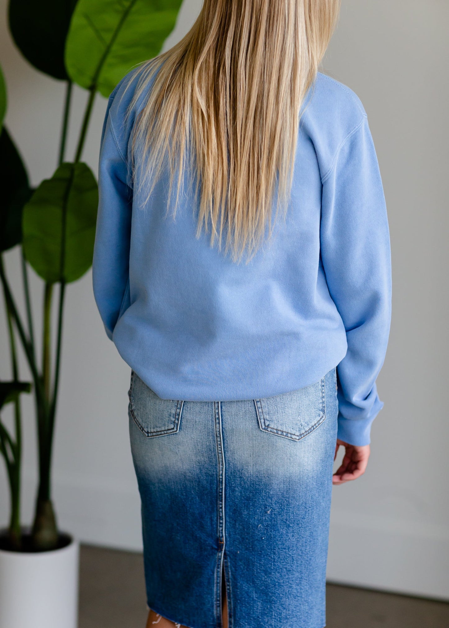 Sota' Harlow Blue Crewneck - FINAL SALE Tops