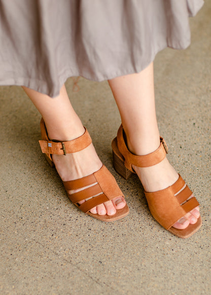 TOMS Estelle Tan Block Heel Sandal Shoes