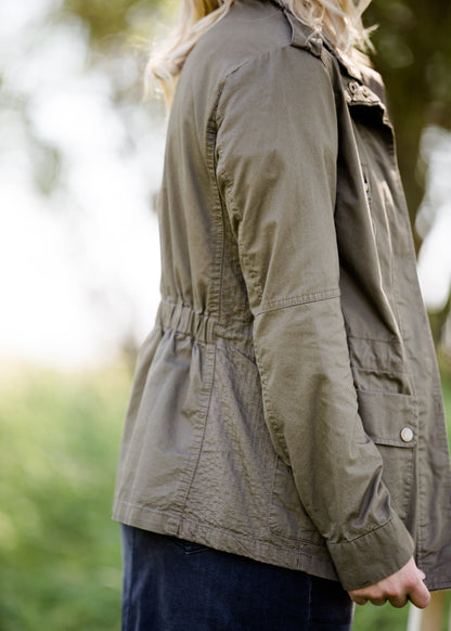 olive colored anorak military jacket