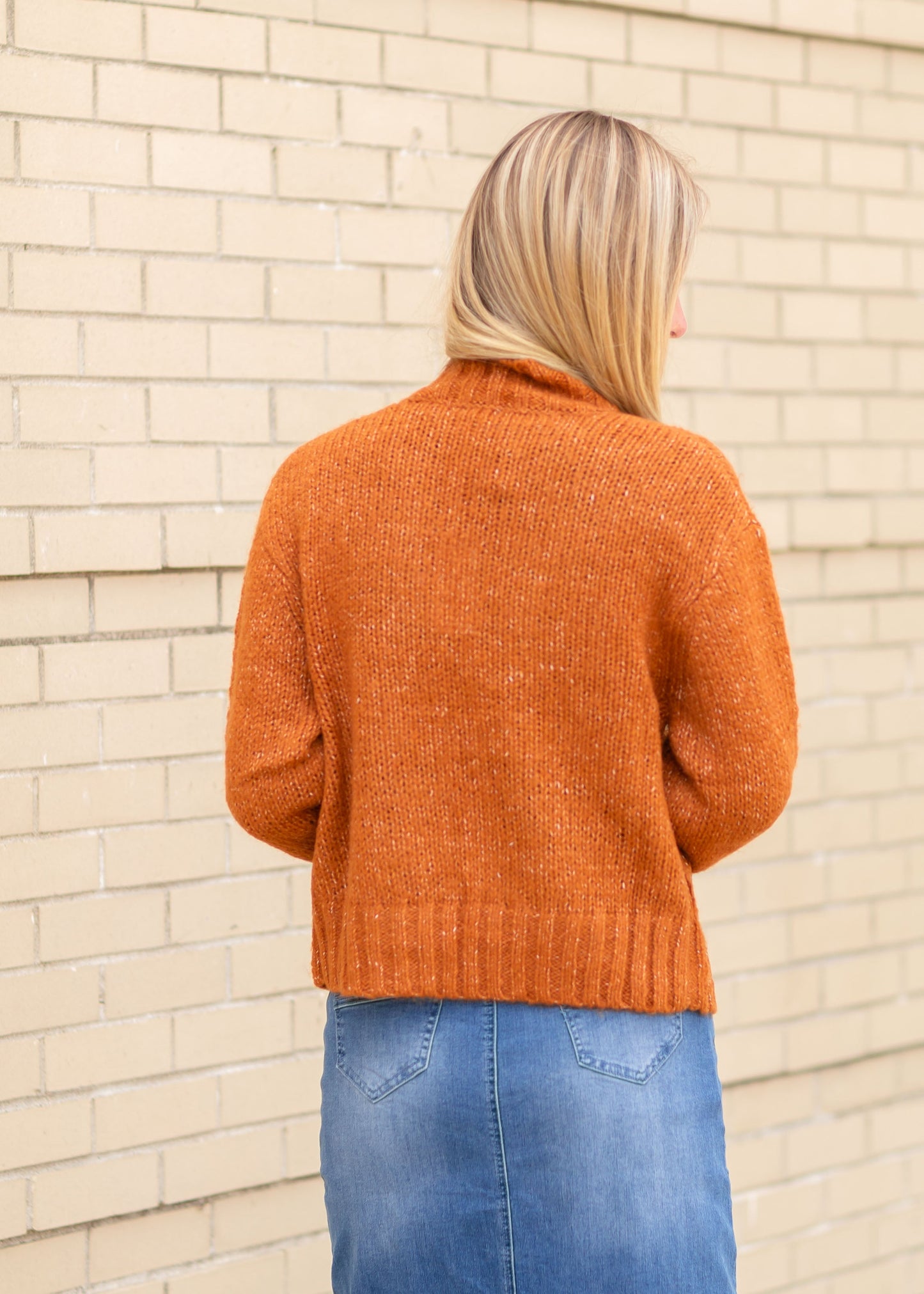 Arti Sweater Cardigan Tops