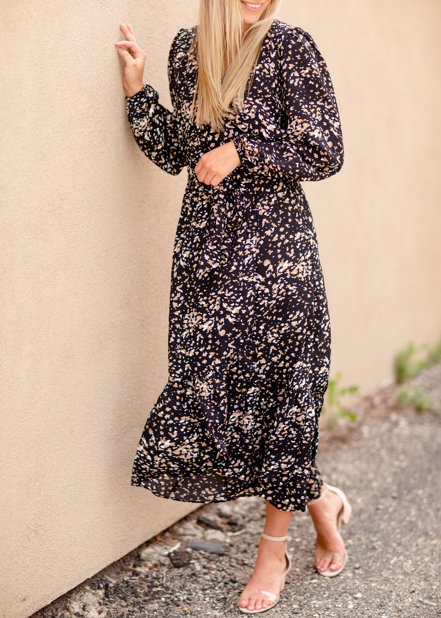 Black Cinched Waist Long Sleeve Dress Dresses