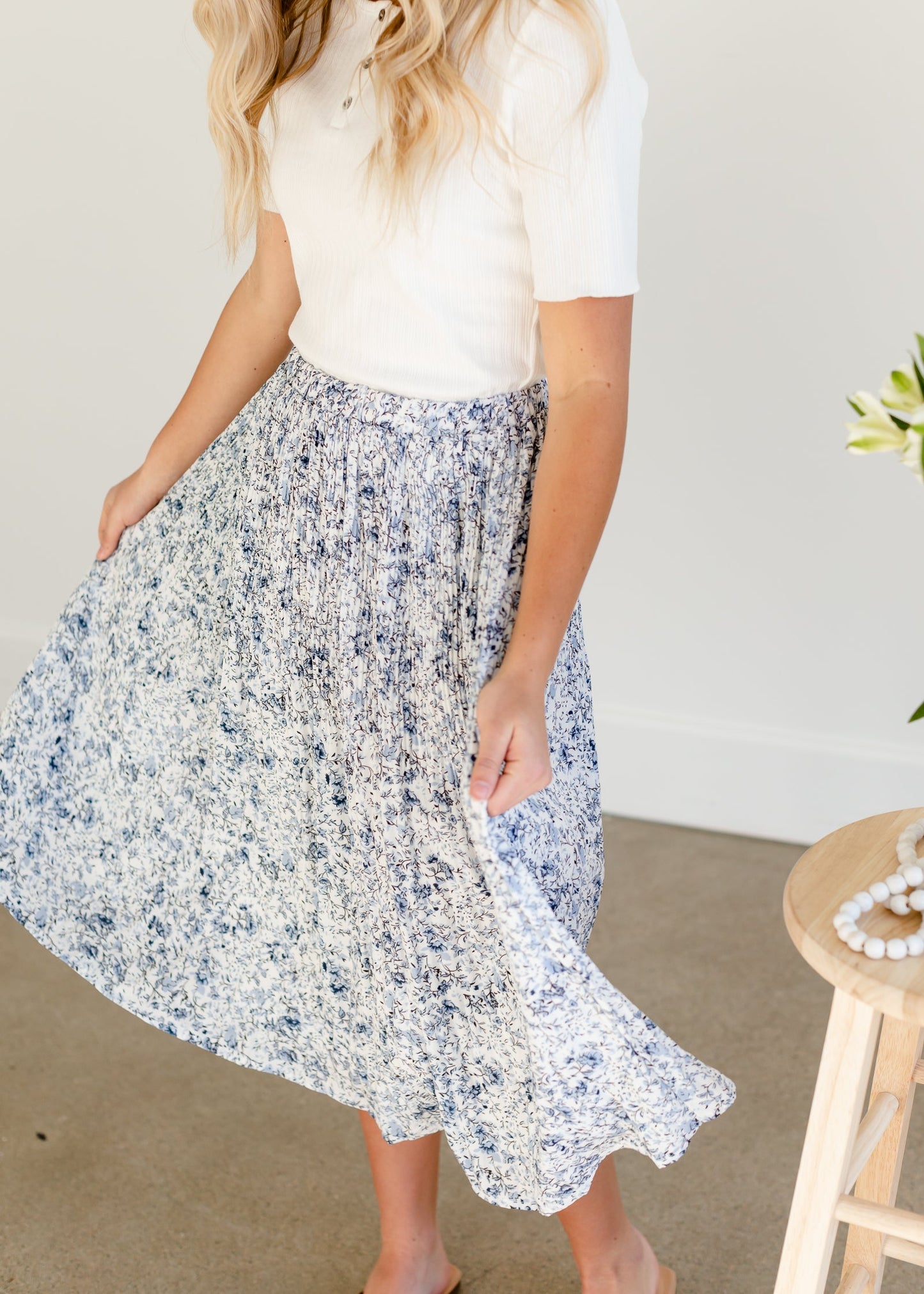 Blue Floral Pleated Midi Skirt Skirts