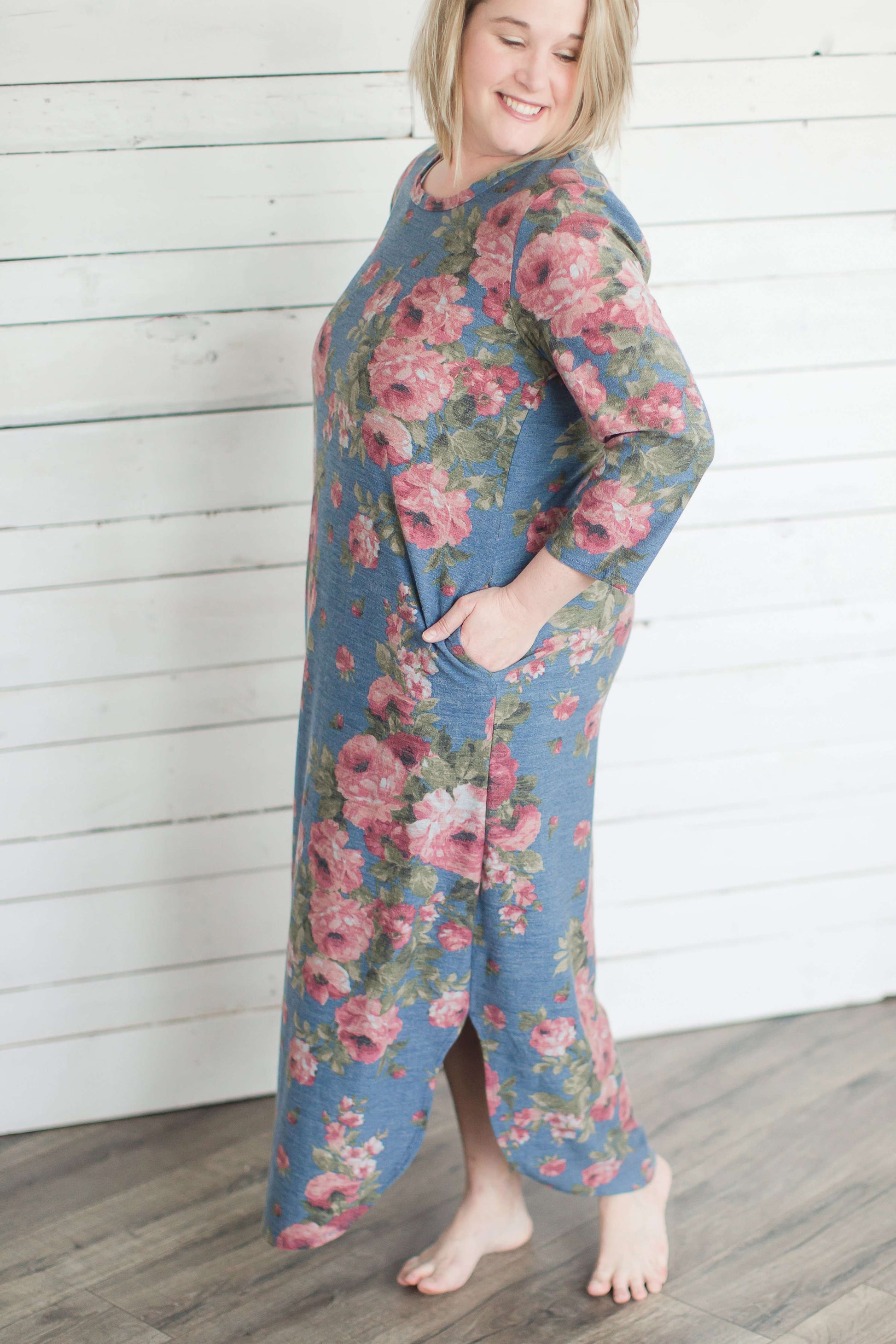 Plus size floral modest maxi dress