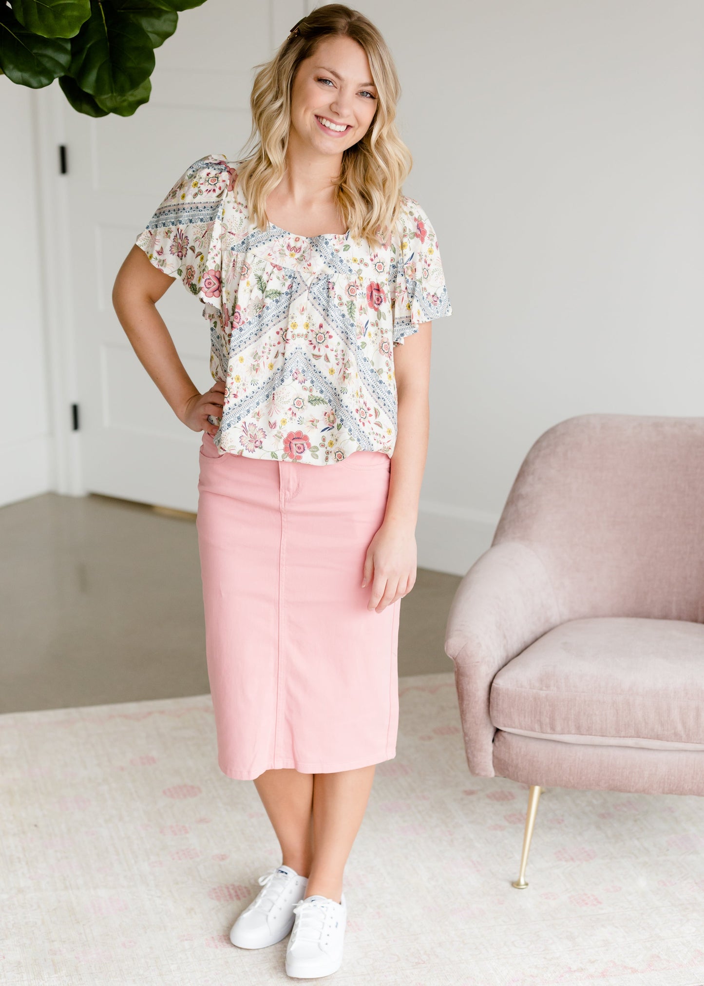 Geometric Floral Short Sleeve Top - FINAL SALE Tops