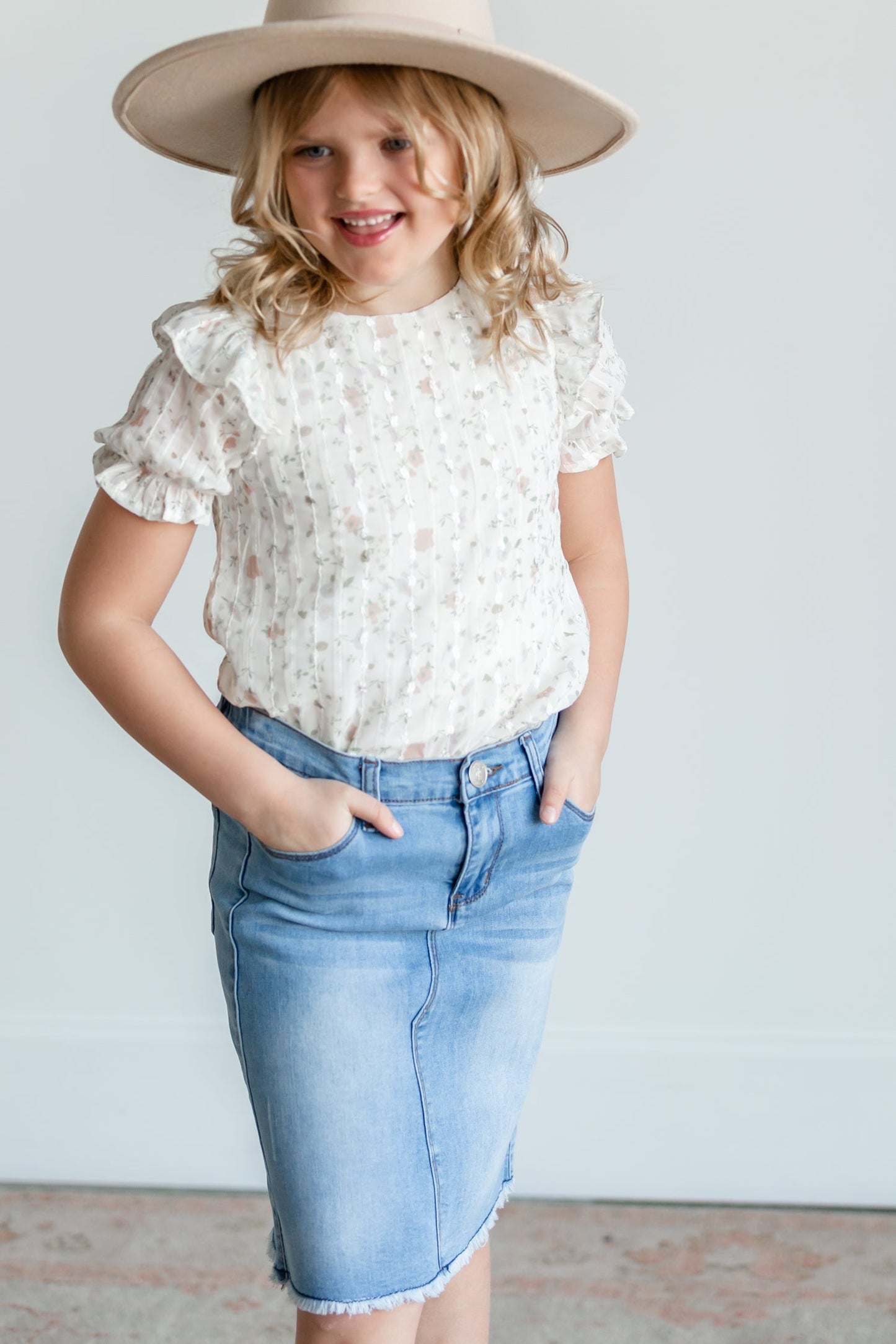 Girls Textured Printed Ruffle Top Girls Hayden Los Angeles