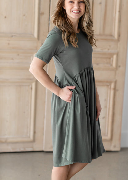 Green Short Sleeve Front Pleated Midi Dress Dresses Chris & Carol