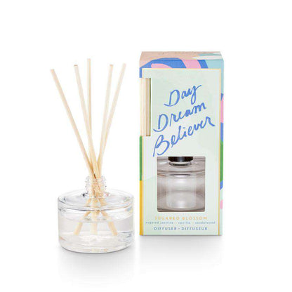 Illume reed fragrance bottle and diffuser