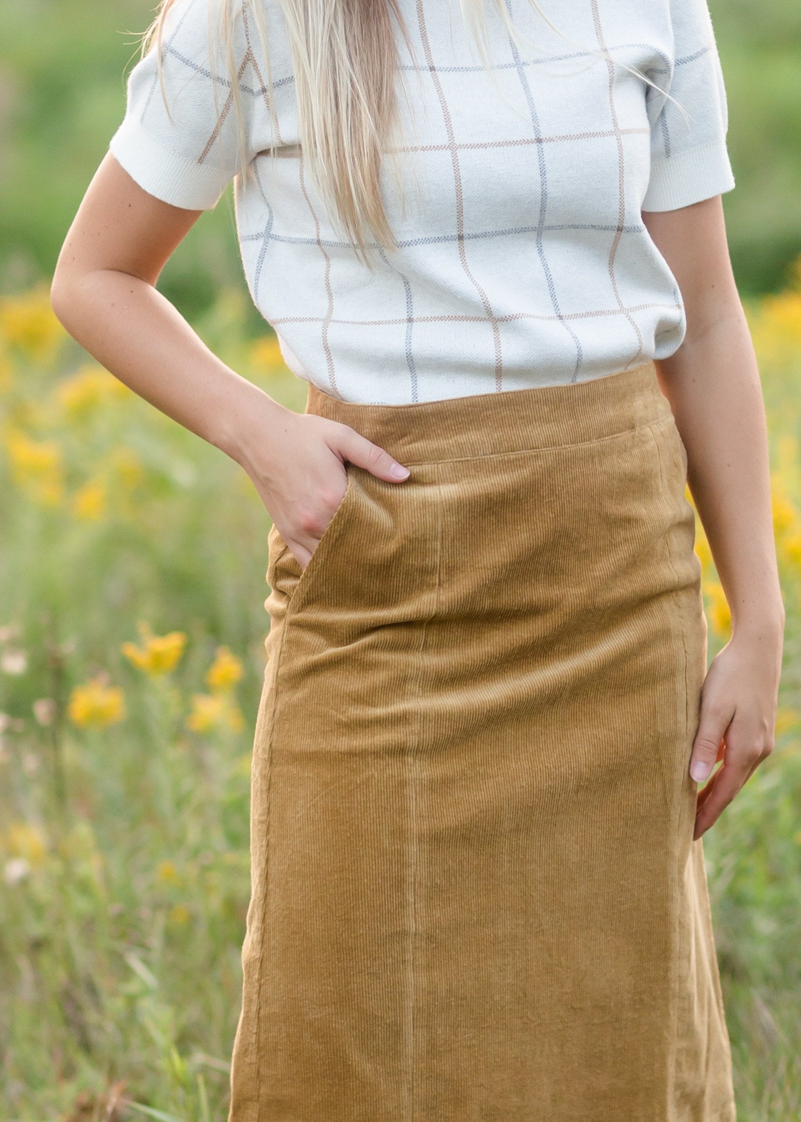 Ivory Plaid Short Sleeve Sweater Tops Polygram