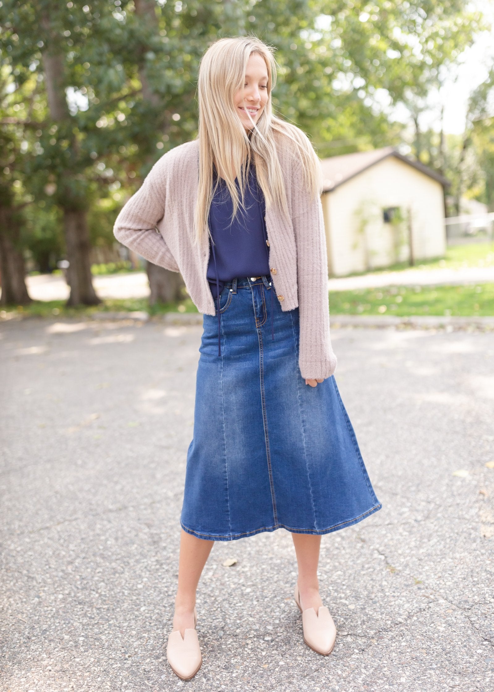 Navy Sleeveless Pleated Ruffle Top Tops VOY