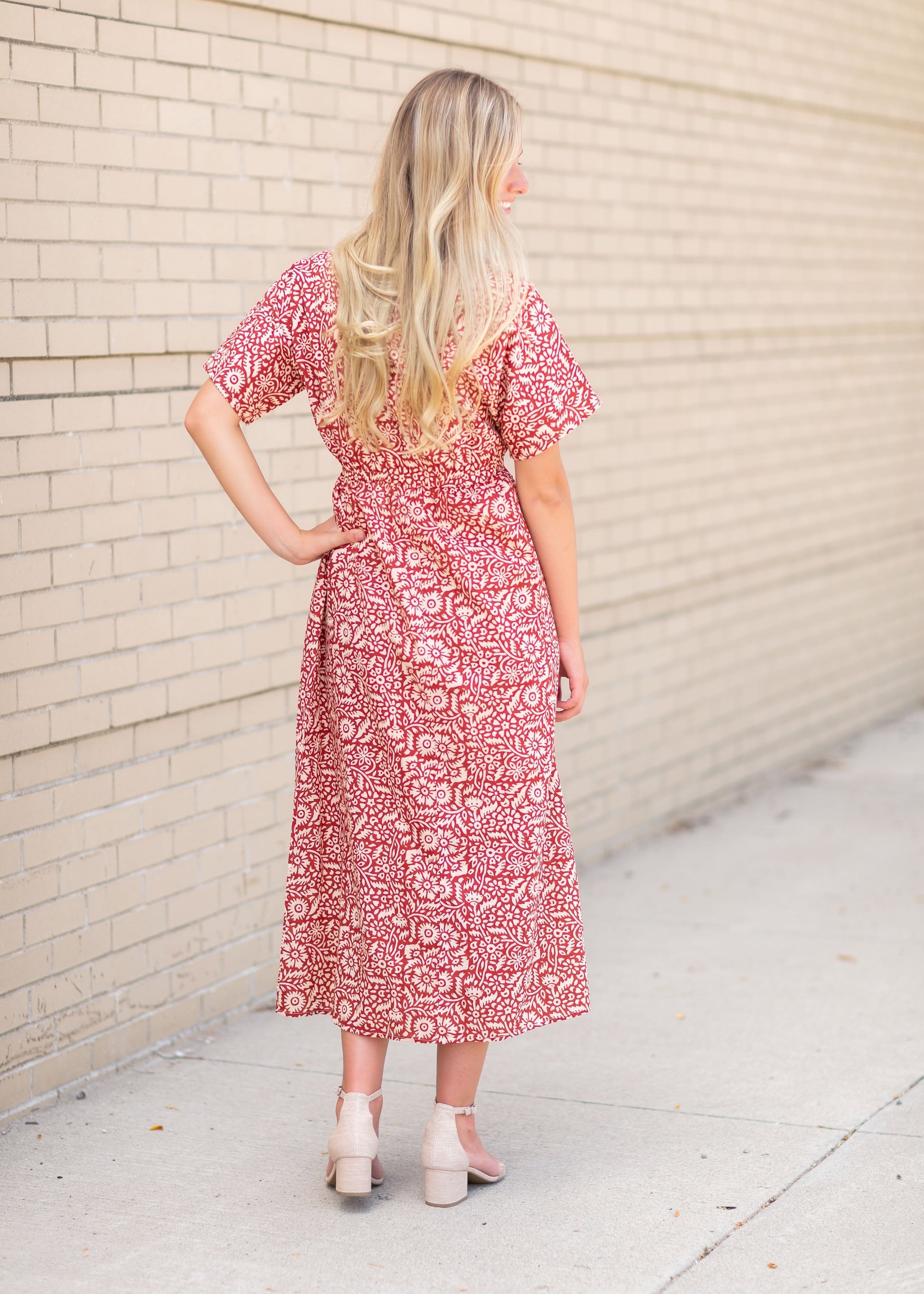 Red Short Sleeve V-Neck Maxi Dress Dresses