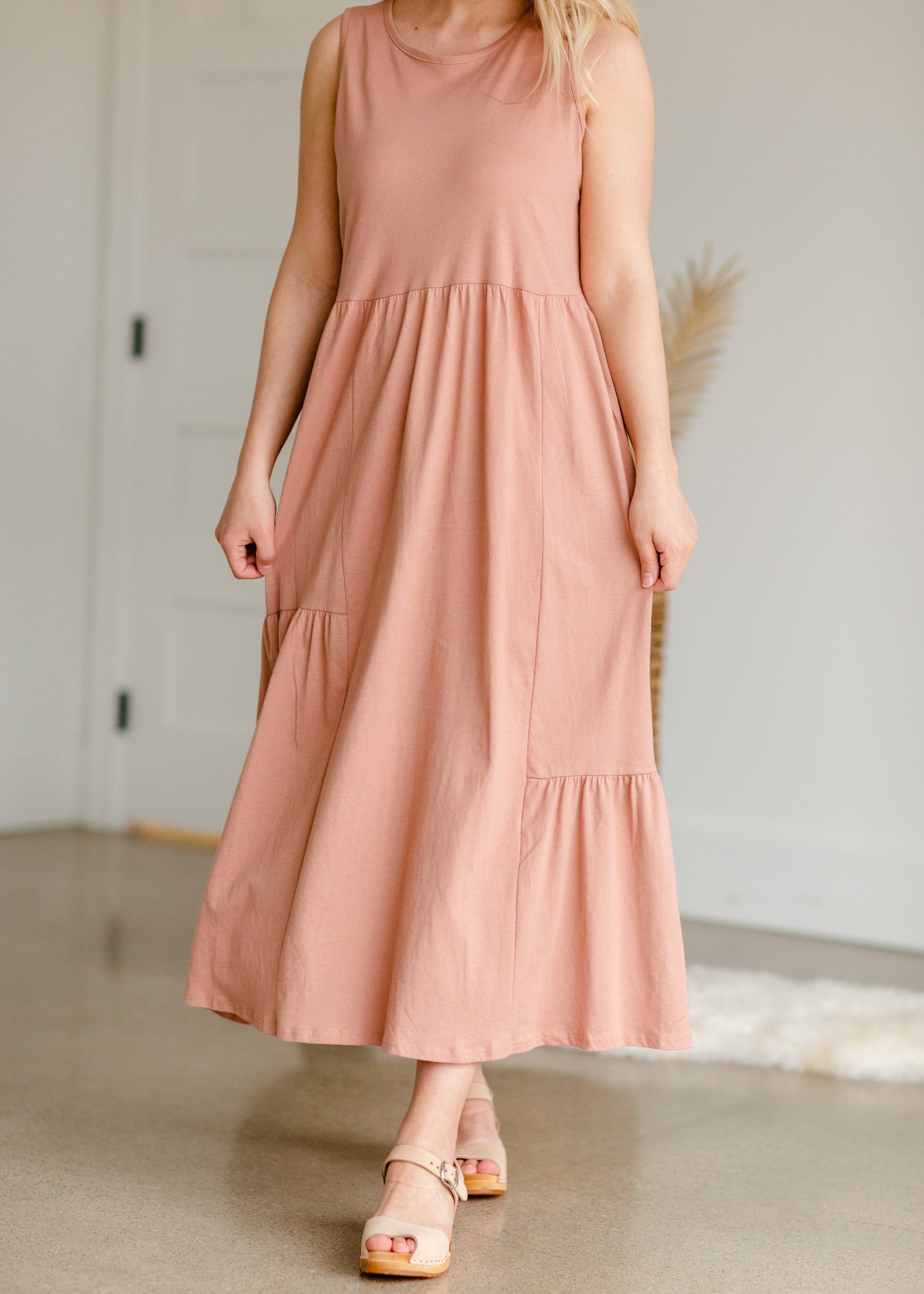 Rosewood Peasant Midi Dress Dresses